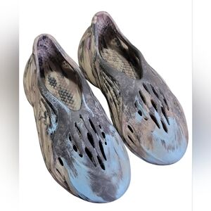 Adidas Yeezy Foamrunner Yeezy Slides Mukti Colour Size 9